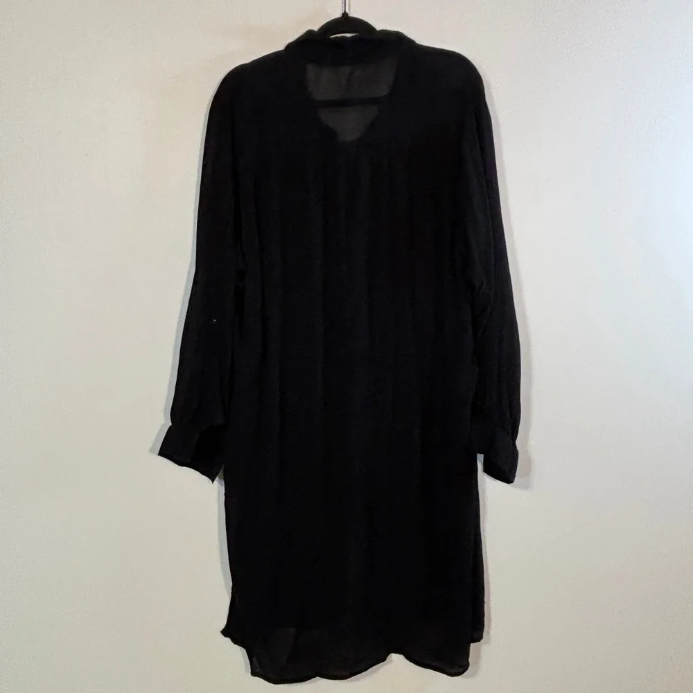 Japna Beachwear Cover Up Women’s Large Black Long Sleeve Roll Tab Button Down